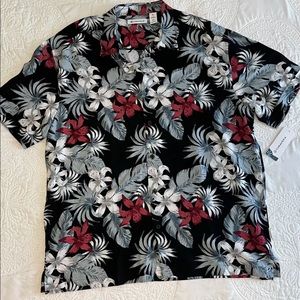 Cubavera Mens XL Floral Hawaiian Short Sleeve Button Up Shirt NWT.